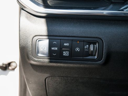 Used 2025 GMC Terrain Elevation AWD/4WD image 10