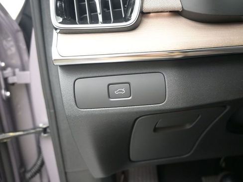New 2026 Volvo XC90 B6 Ultra w/ Lounge Package image 29