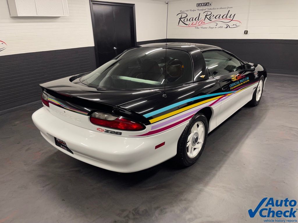Used 1993 Chevrolet Camaro Z28 RWD image 11
