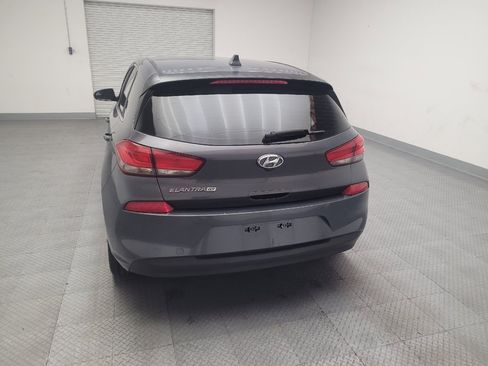 Used 2018 Hyundai Elantra GT FWD image 6