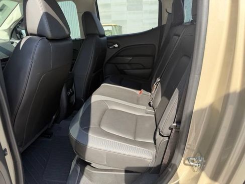 Used 2022 GMC Canyon AT4 w/ Trailering Package AWD/4WD image 13