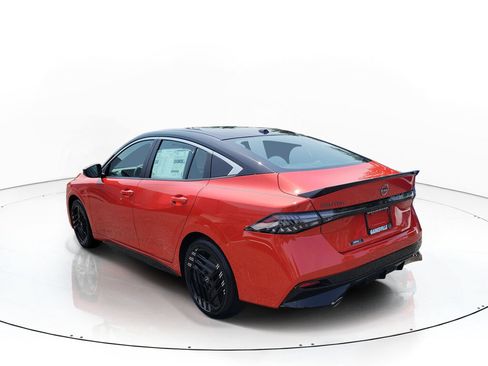 New 2026 Nissan Sentra SR FWD image 3
