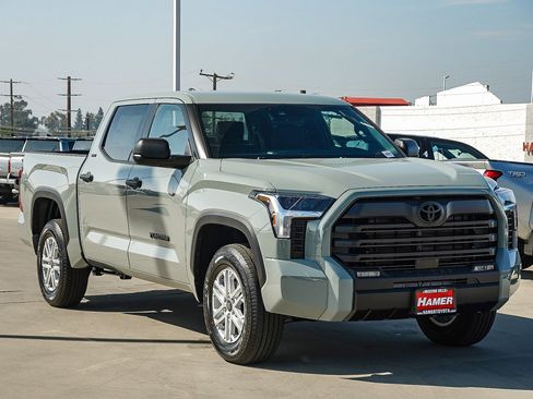 New 2026 Toyota Tundra SR5 image 3