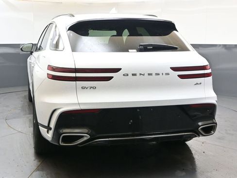 New 2026 Genesis GV70 2.5T Sport Prestige image 4