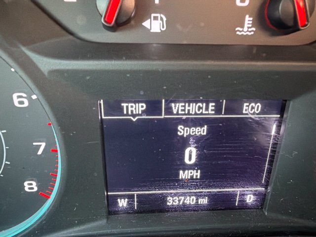 Used 2022 Chevrolet Traverse LS FWD image 18
