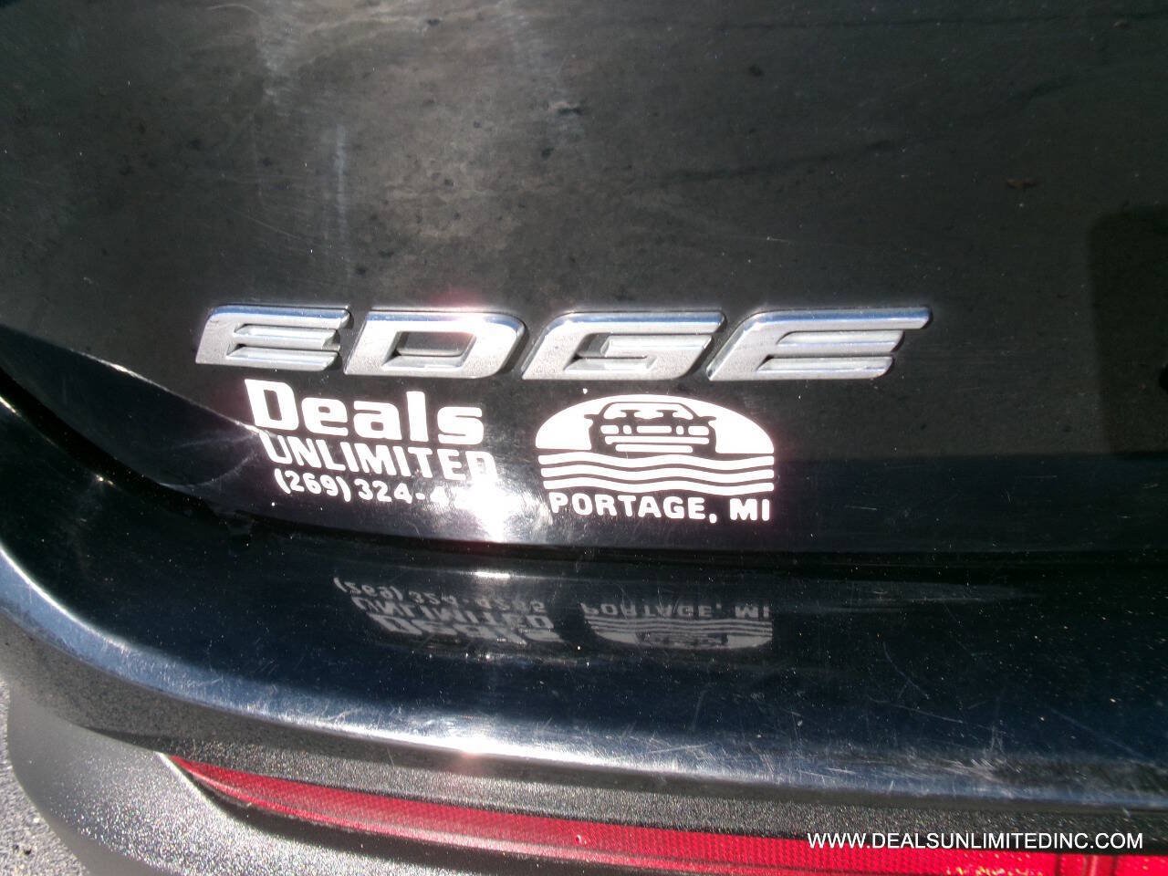 Used 2016 Ford Edge Titanium AWD/4WD image 5