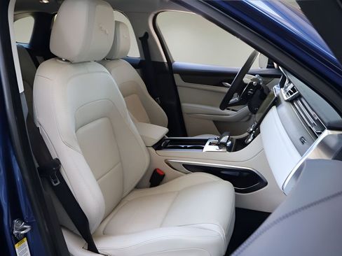 Used 2023 Jaguar F-PACE S image 18