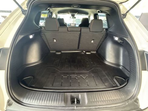 Used 2024 Honda HR-V Sport image 25