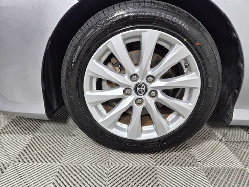 Used 2019 Toyota Camry LE w/ Convenience Package FWD image 29
