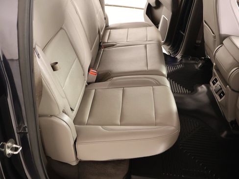 Used 2022 GMC Sierra 1500 SLT RWD image 14