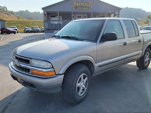 Used 2003 Chevrolet S10 Pickup LS image 1