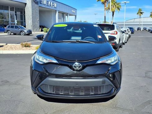 Used 2021 Toyota C-HR XLE image 9