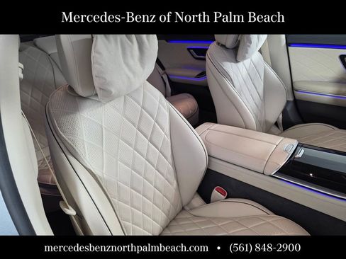 Used 2024 Mercedes-Benz S 580e S 580e image 31
