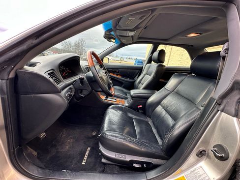 Used 2000 Lexus ES 330 image 10