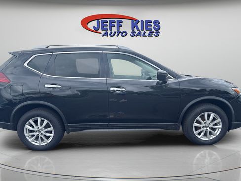 Used 2019 Nissan Rogue SV AWD/4WD image 4
