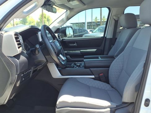 Used 2024 Toyota Tundra SR5 w/ SR5 Convenience Package AWD/4WD image 15