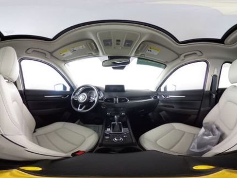Certified 2025 MAZDA CX-5 AWD 2.5 S w/ Preferred Package image 2