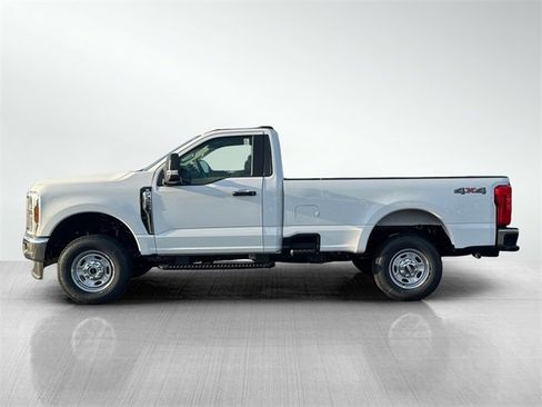 New 2026 Ford F350 XL w/ XL Chrome Package image 3