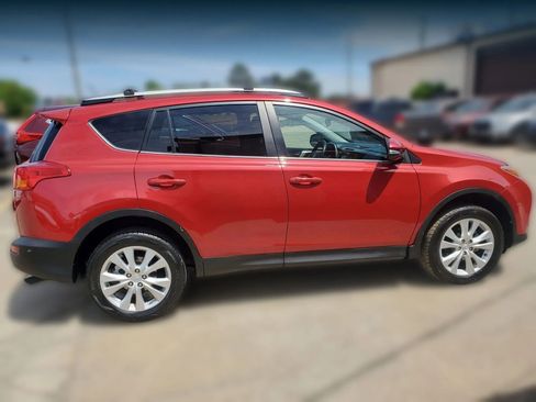 Used 2015 Toyota RAV4 Limited w/ Technology Package FWD image 16