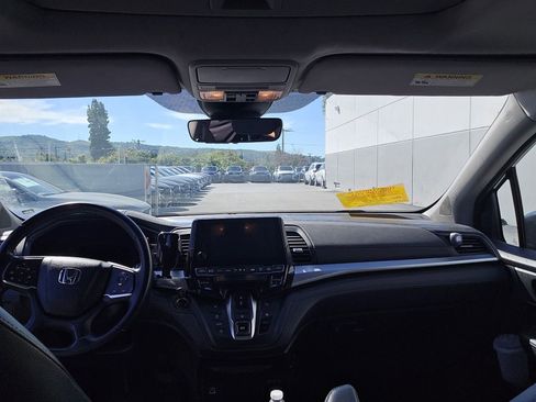 Used 2021 Honda Odyssey EX-L image 9