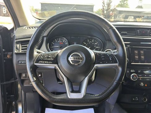 Used 2020 Nissan Rogue SV AWD/4WD image 10
