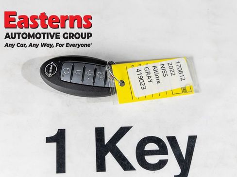 Used 2022 Nissan Altima 2.5 SR FWD image 25