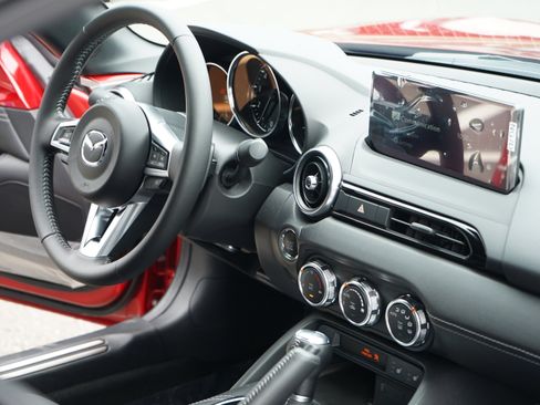 New 2026 MAZDA MX-5 Miata Grand Touring w/ Weather Package RWD image 14