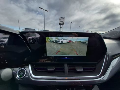 New 2026 Chevrolet Trax ACTIV FWD image 19