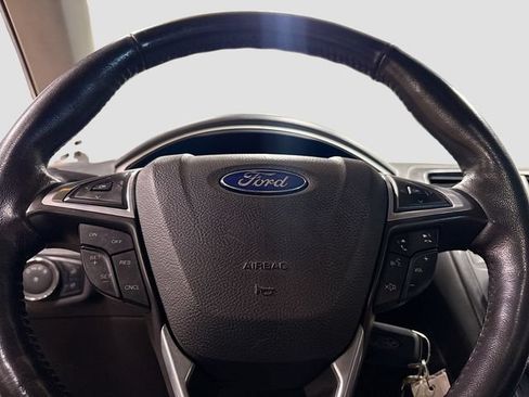 Used 2013 Ford Fusion SE FWD image 11