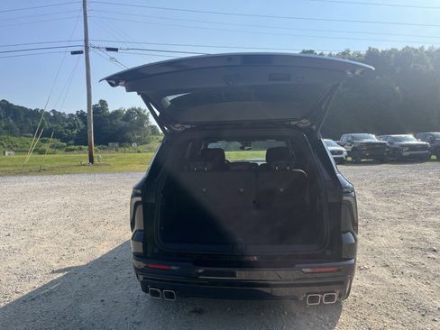 New 2026 Chevrolet Traverse RS FWD image 26