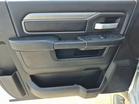 Used 2019 RAM 2500 Tradesman image 12