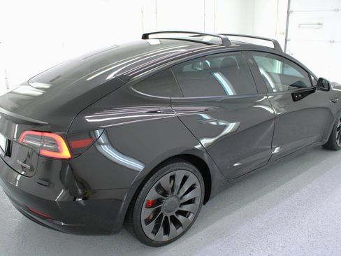 Used 2021 Tesla Model 3 Performance image 10