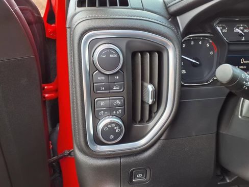 Used 2021 GMC Sierra 1500 Elevation image 15