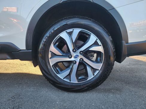 Used 2021 Subaru Outback Limited w/ Popular Package #2 image 25