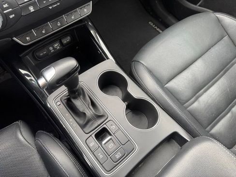 Used 2017 Kia Sorento SX image 20