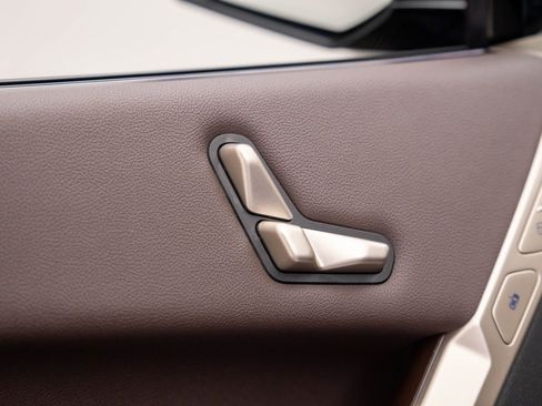 New 2026 BMW iX xDrive45 image 15