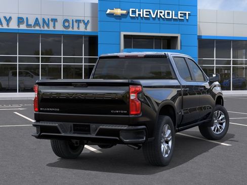 New 2026 Chevrolet Silverado 1500 Custom RWD image 4