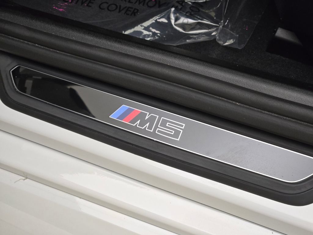 Used 2026 BMW M5 Touring AWD/4WD image 39