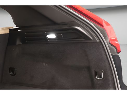 Used 2024 Cadillac XT4 Luxury FWD image 24