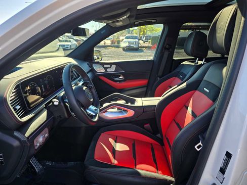 Used 2025 Mercedes-Benz GLE 53 AMG AMG GLE 53 image 22