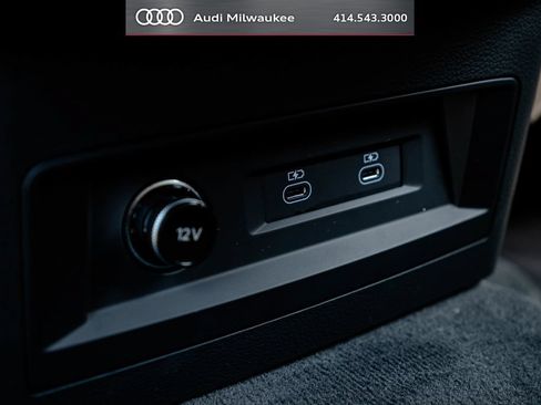 Used 2023 Audi Q7 2.0T Premium Plus w/ Premium Plus Package AWD/4WD image 45
