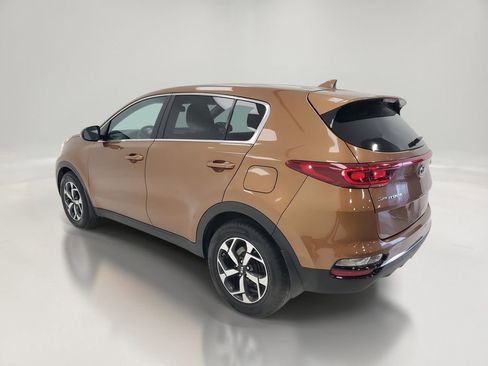 Used 2021 Kia Sportage LX image 5