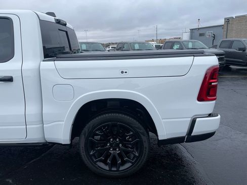 Used 2025 RAM 1500 Limited AWD/4WD image 40