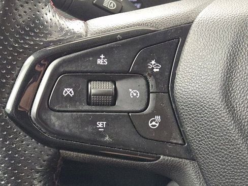 Used 2022 Chevrolet TrailBlazer RS w/ Sun and Liftgate Package image 33