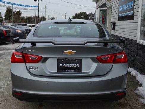 Used 2024 Chevrolet Malibu LT image 4