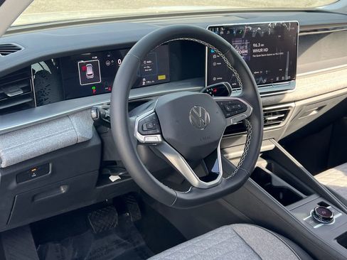 New 2025 Volkswagen Tiguan S image 18