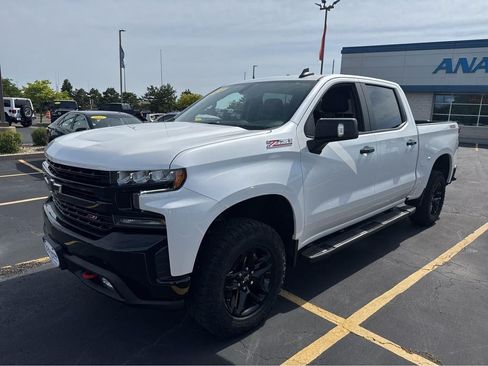 Used 2021 Chevrolet Silverado 1500 LT Trail Boss w/ Convenience Package II AWD/4WD image 7