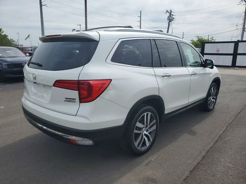 Used 2018 Honda Pilot Touring image 4