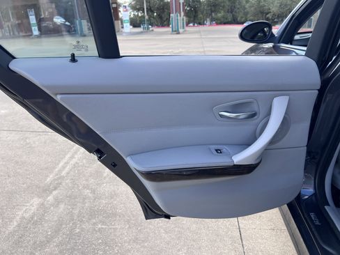 Used 2008 BMW 335i Sedan image 15