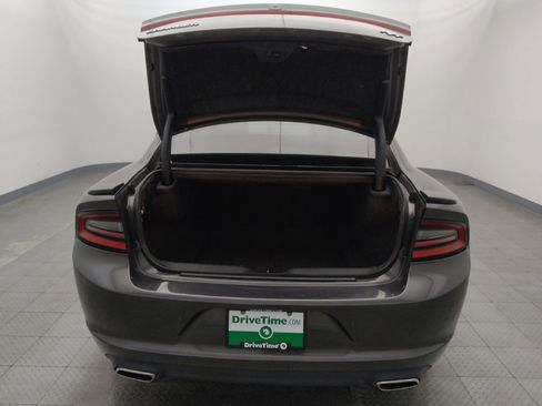 Used 2018 Dodge Charger R/T w/ Plus Group RWD image 29